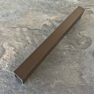 П-профиль алюминиевый 35x25 Венге от производителя EasyDecking по цене 750 р П-профиль алюминиевый 35x25 Венге от производителя EasyDecking по цене 750 р