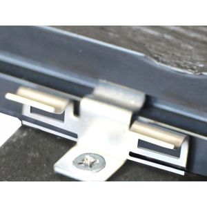 Кляймер промежуточный для каркаса из металлопрофиля и лаги ДПК (упак/100 шт) от производителя  OutDoor по цене 2 400 р